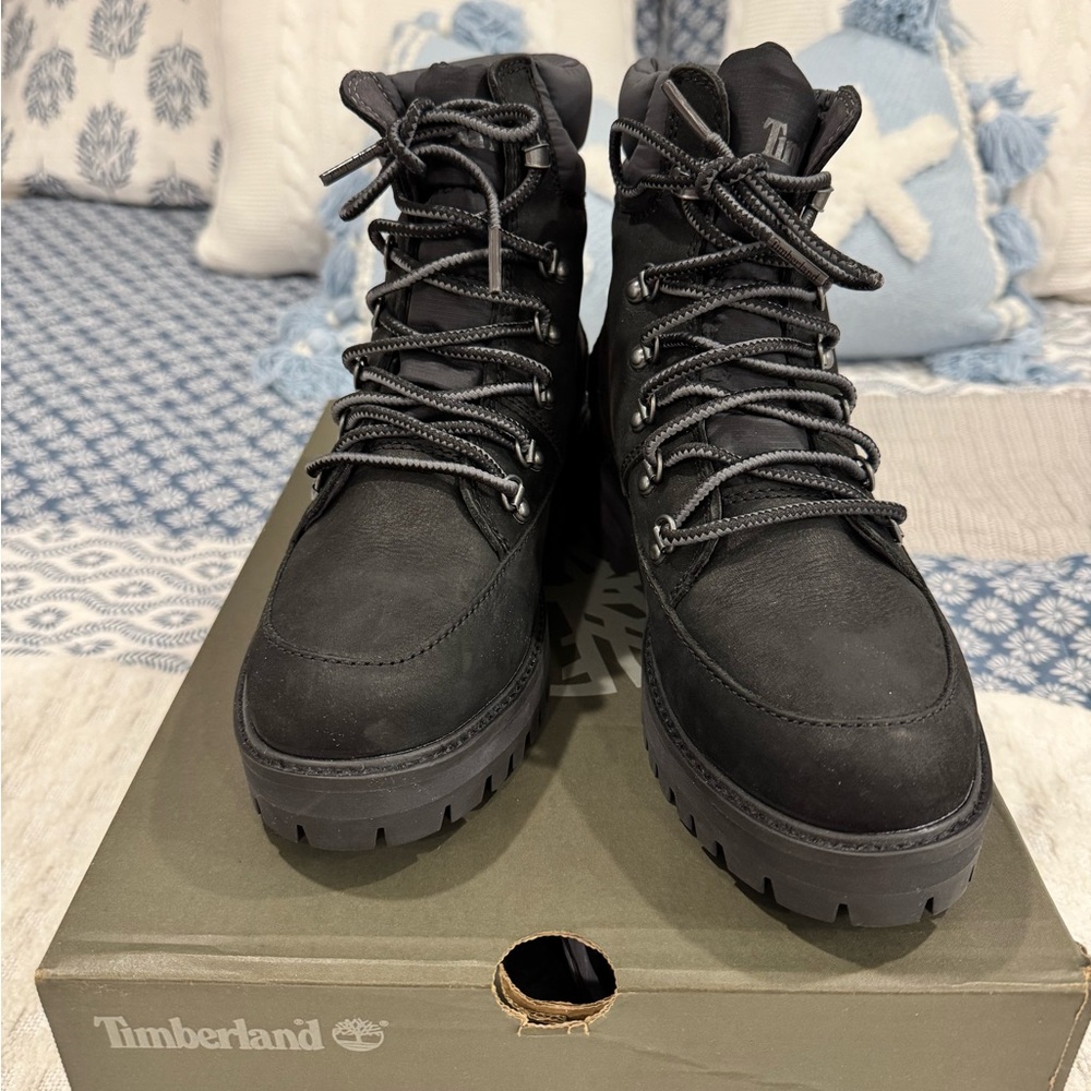 Timberland Courmayeur Valley Hiking Boot - Women's size 8, black nubuck, NIB! - Picture 8 of 11